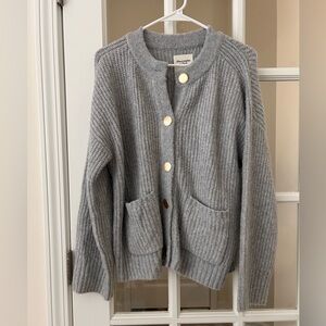 Abercrombie & Fitch Light Gray Ribbed Button Cardigan with Gold Buttons Small